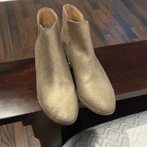 Elegant Gold Ankle Boots